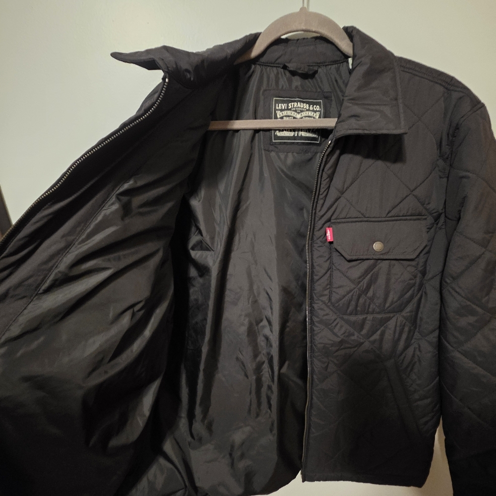 Levi's Dark Quilted Jacket - Picture 8 of 9